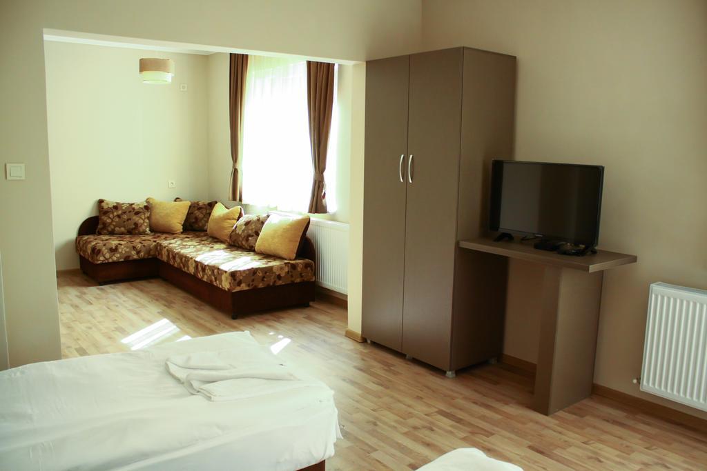 Guest House Central Kŭrdzhali Exterior foto